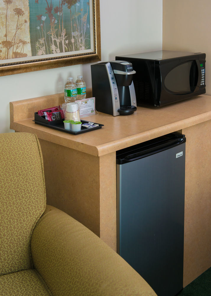 University Inn Academic Suites Orono Экстерьер фото