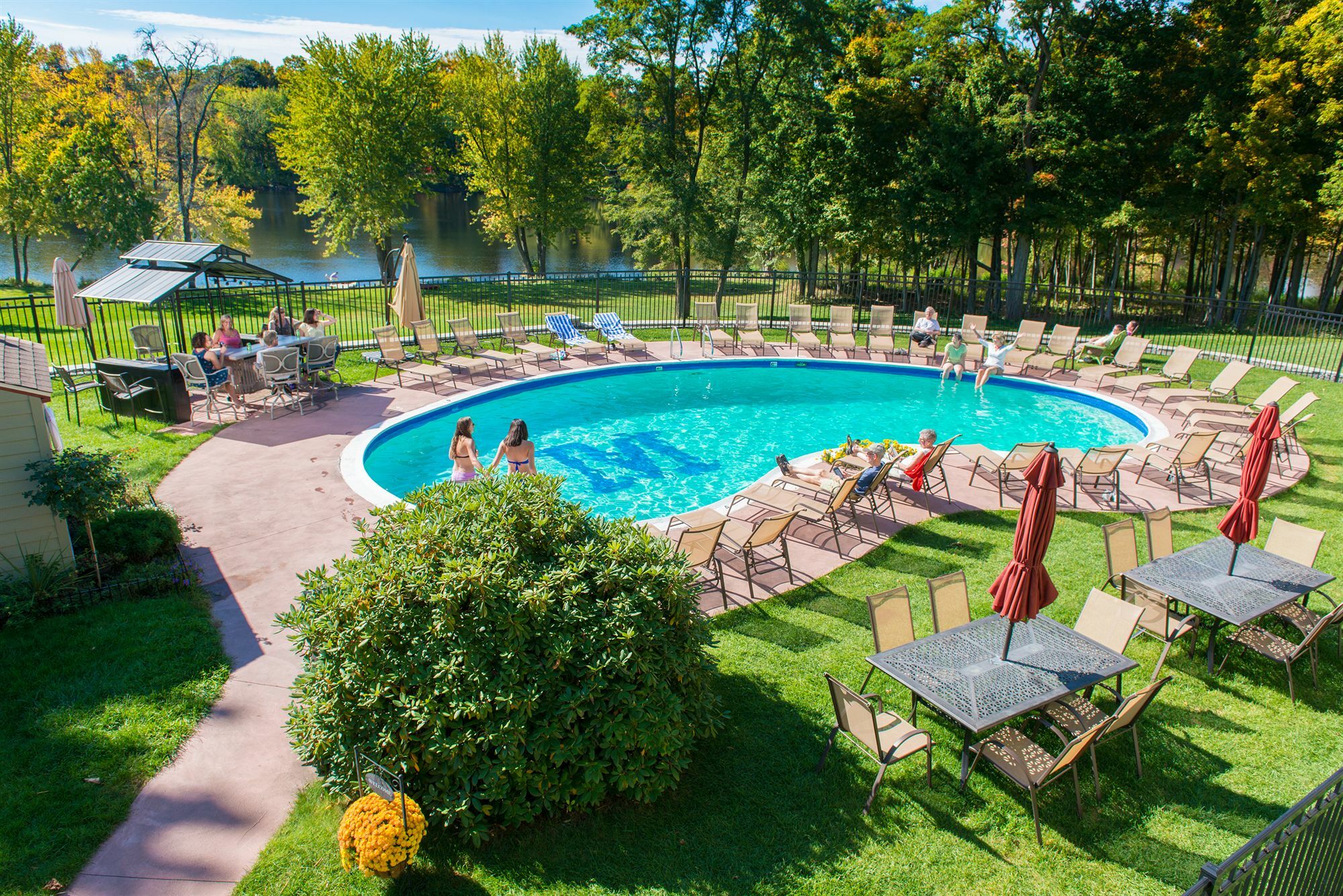 University Inn Academic Suites Orono Экстерьер фото